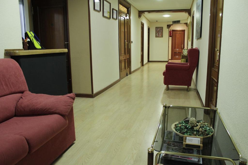 Hostal Ana Belen Madryt Zewnętrze zdjęcie